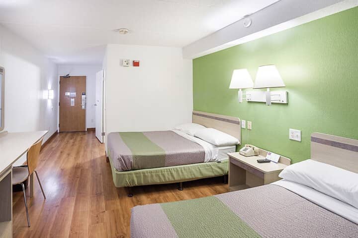Room 15 of 41